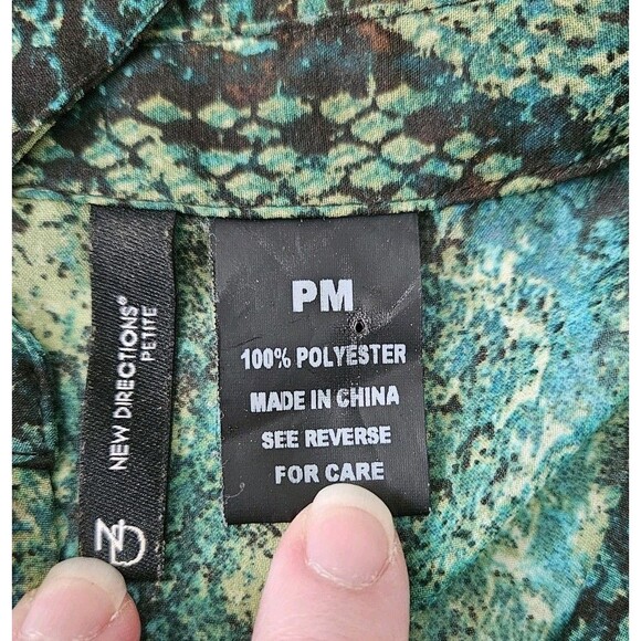 New Directions Green Snake Print Blouse With Roll Tab Sleeves Sheer Size PM - Picture 9 of 9